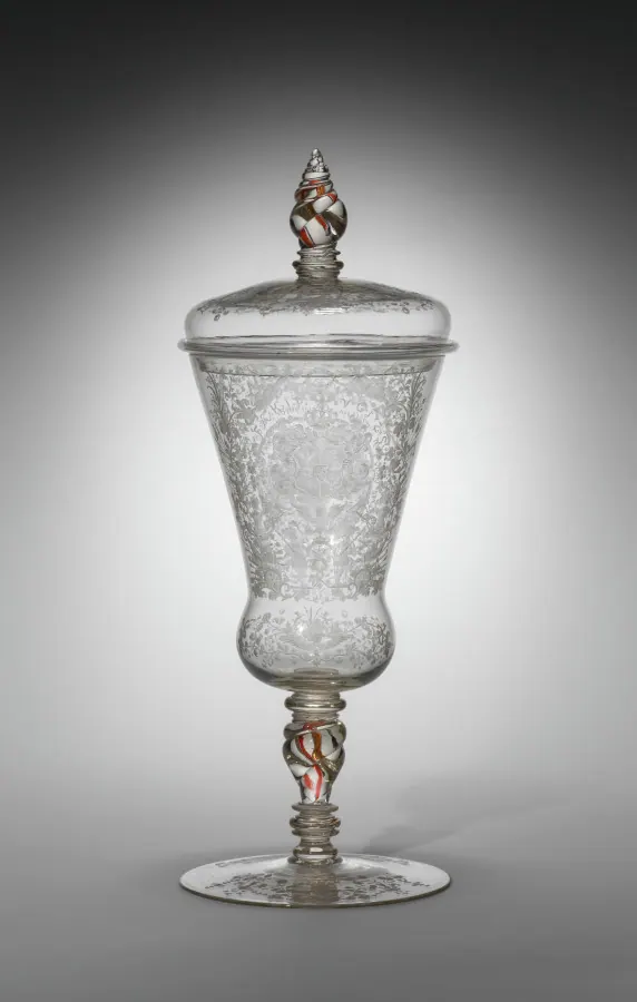 Coupe couverte en verre gravé, Bohême, vers 1715